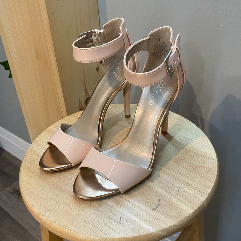 Nine & Co. baby pink heels